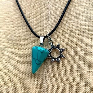 Handmade Howlite Stone Pendulum Amulet with Sun Charm